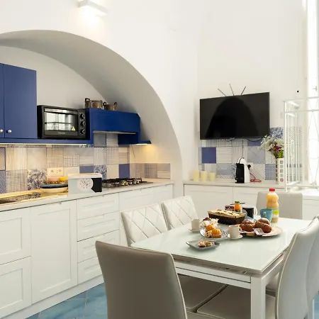 Levante - Lovely Flat With Terrace & Sea View Maiori