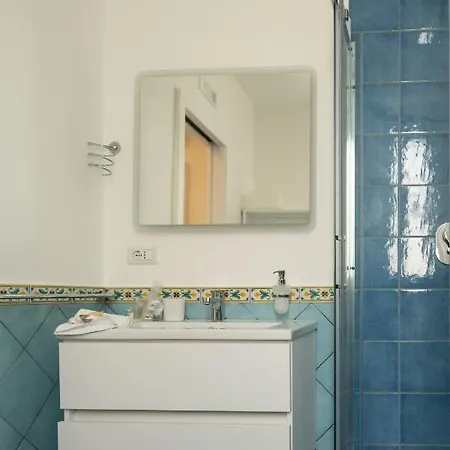 Levante - Lovely Flat With Terrace & Sea View